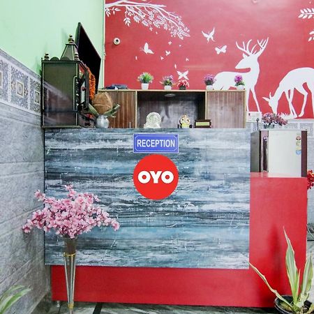Hotel O S Palace Near Samaypur Badli Metro Station Delhi  Exterior foto